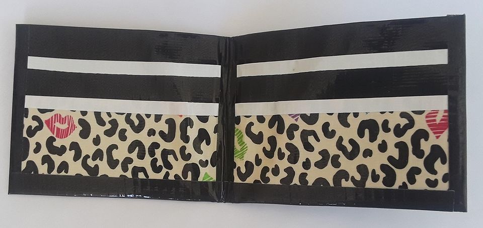 White Cheetah Colored Kisses Bi-Fold Duct Tape Wallet - Image 3