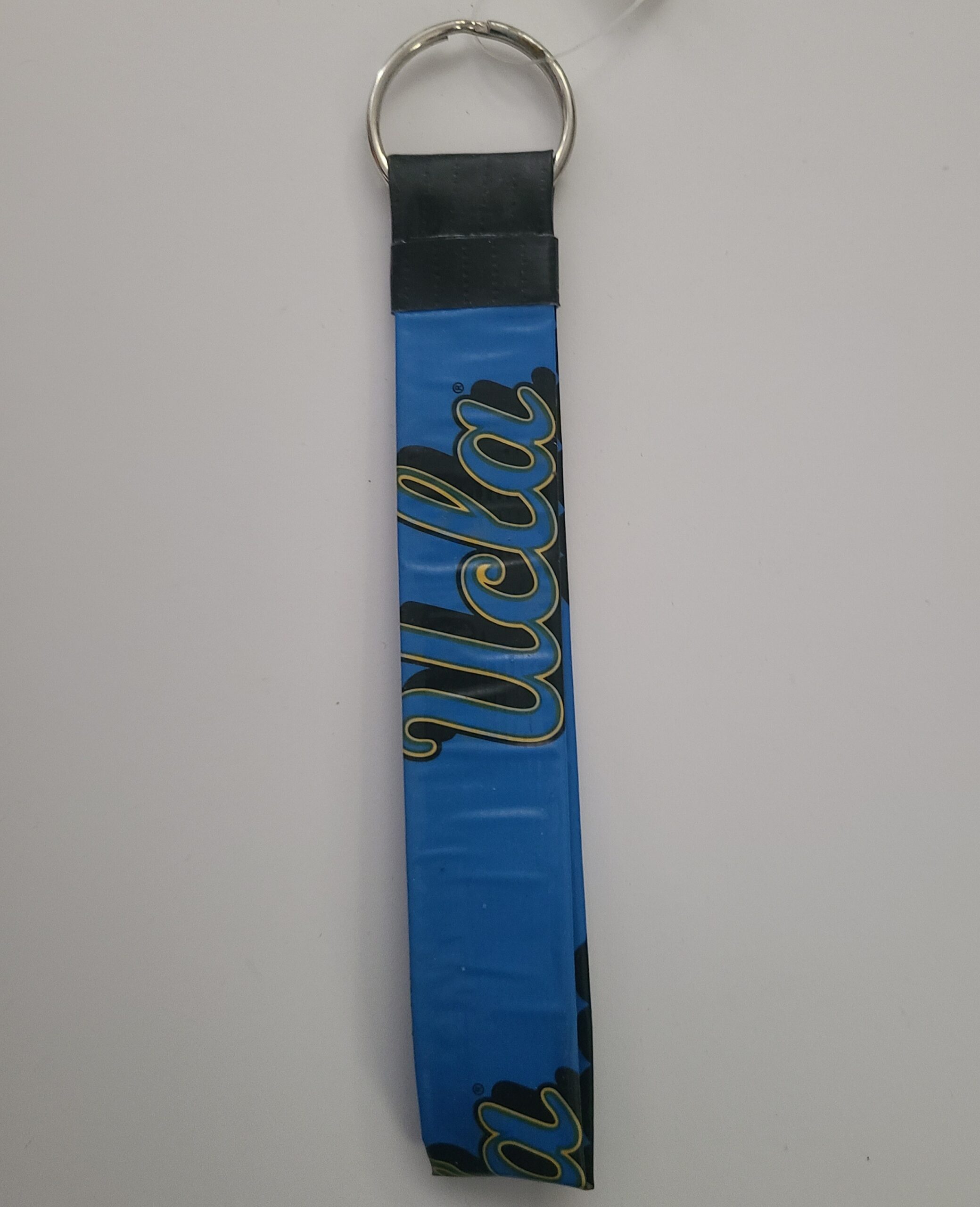 UCLA University of California Los Angeles Bruins NCAA Key Chain Ring Lanyard Loop