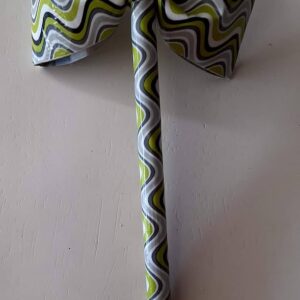 Wavy Green Duct Tape Bow Pen