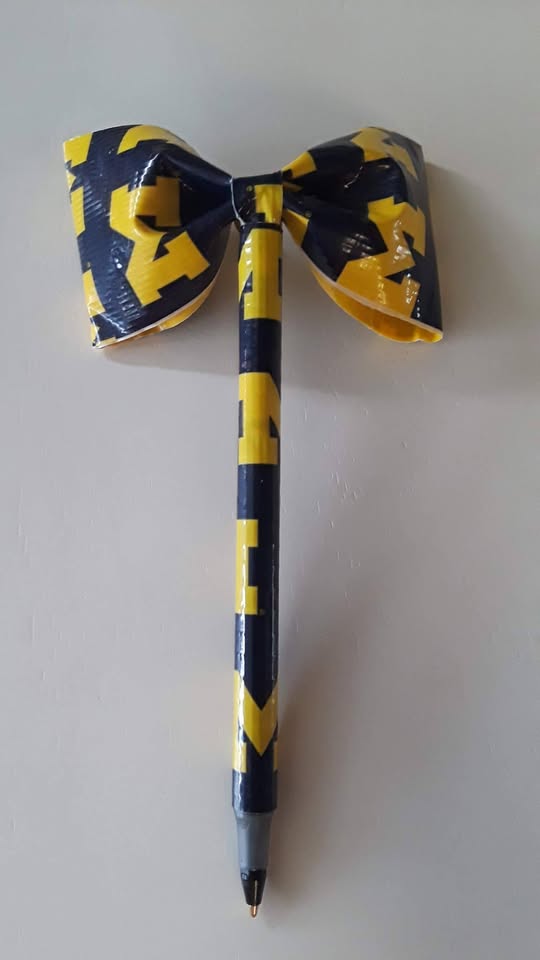 University of Michigan Wolverines NCAA Duct Tape Bow Pen