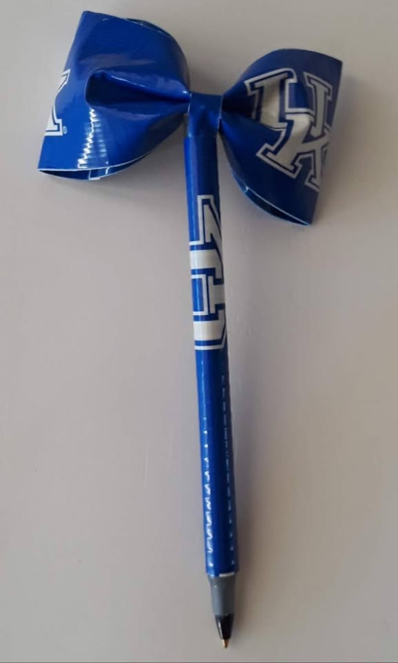University of Kentucky Wildcats NCAA Duct Tape Bow Pen