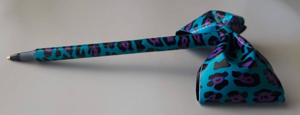 Blue Leopard Duct Tape Bow Pen - Image 4