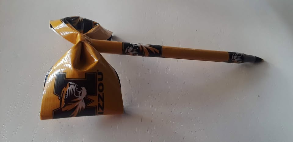 University of Missouri Mizzou Tigers NCAA Duct Tape Bow Pen - Image 4