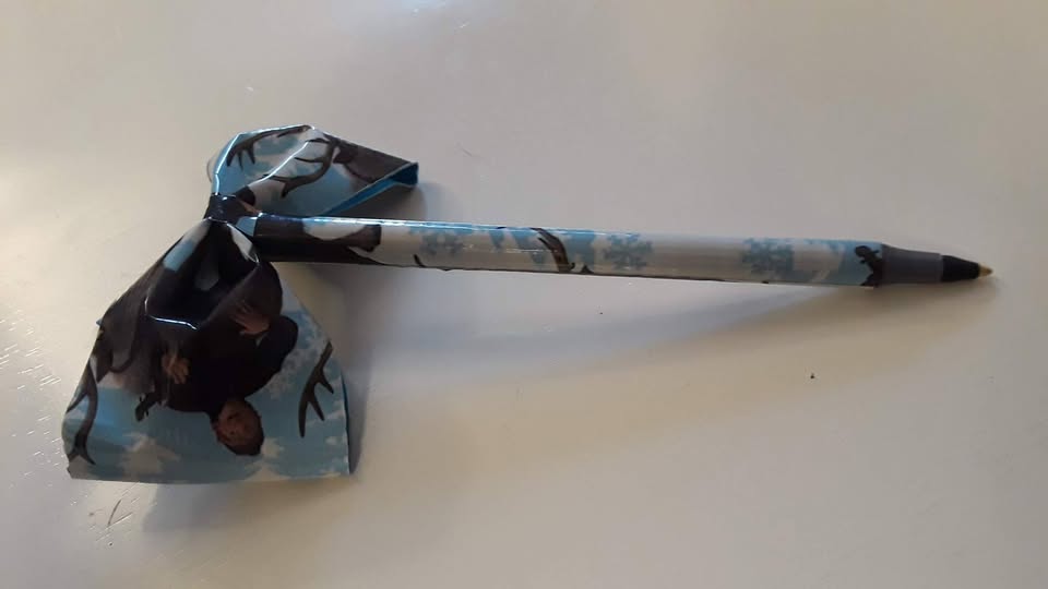 Frozen Sven and Kristoff Duct Tape Bow Pen
