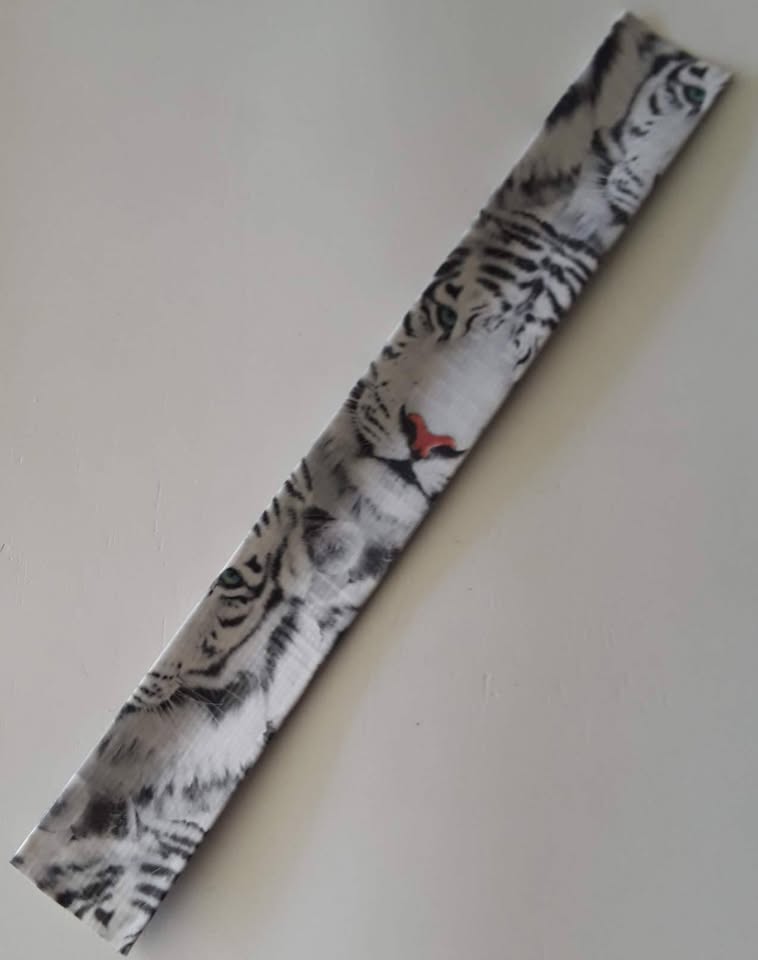Roar Snow White Tiger Slap Bracelet